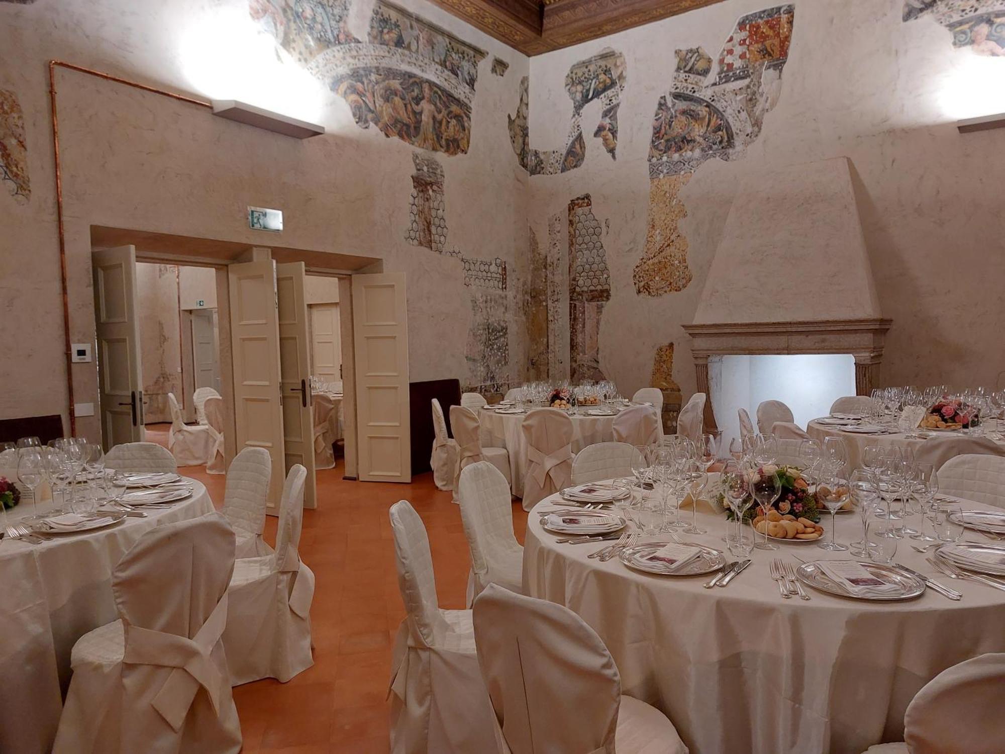 Cà Uberti Palace Hotel Mantoue Extérieur photo